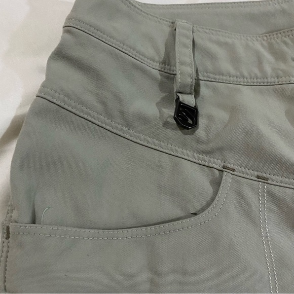 🎈Salomon Shorts outdoor  hiking woman’s shorts - Picture 4 of 9